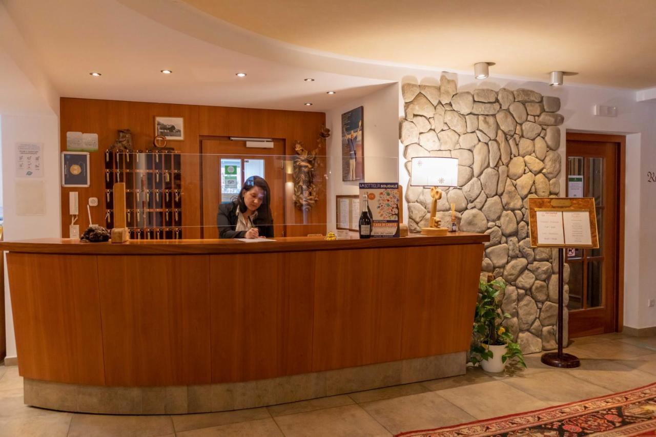 Hotel Martinerhof Сан-Лоренцо-ди-Себато Экстерьер фото