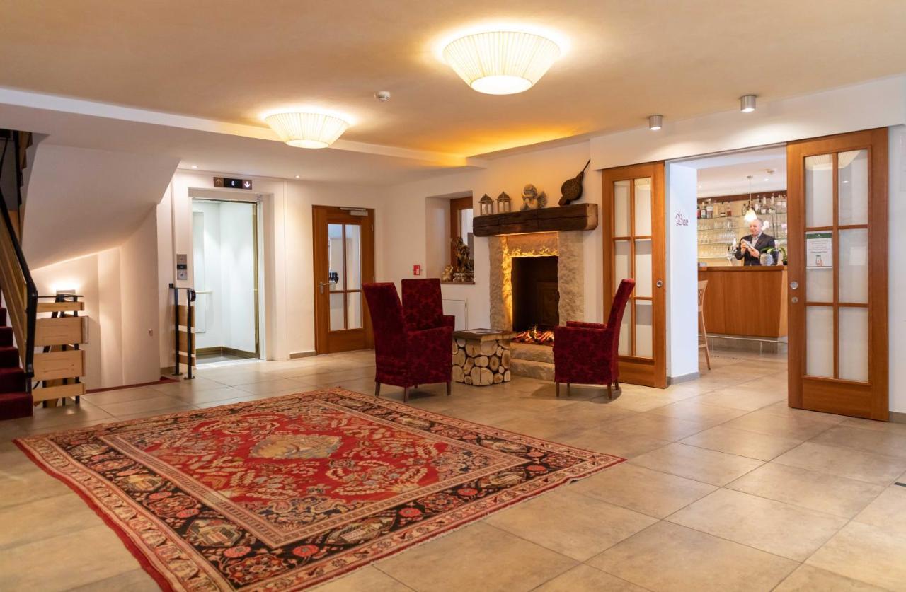 Hotel Martinerhof Сан-Лоренцо-ди-Себато Экстерьер фото