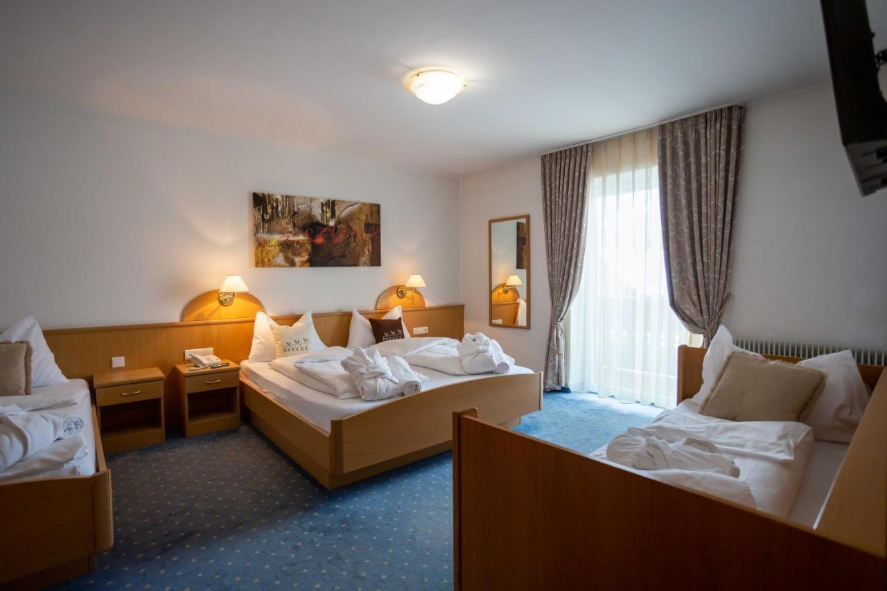 Hotel Martinerhof Сан-Лоренцо-ди-Себато Экстерьер фото